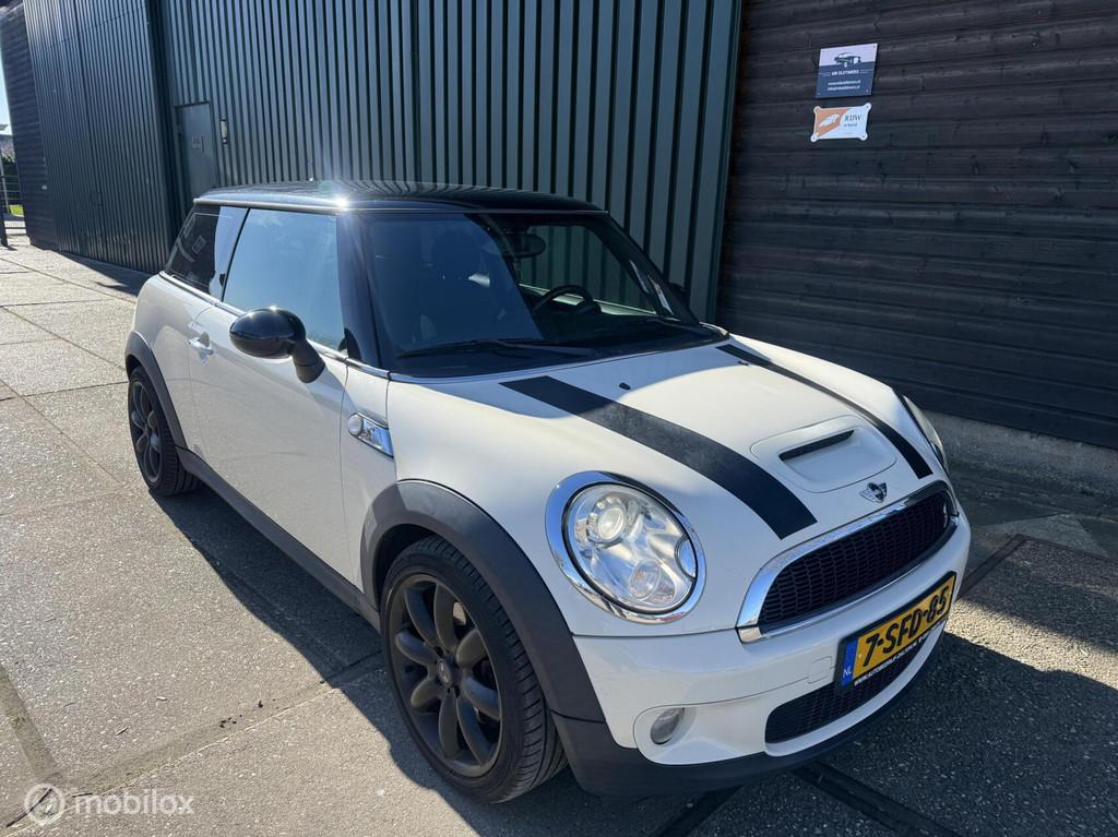 Mini Cooper S 1.6 Airco Cruise Control, Auto's, Voorwielaandrijving, Gebruikt, Zwart, 4 cilinders