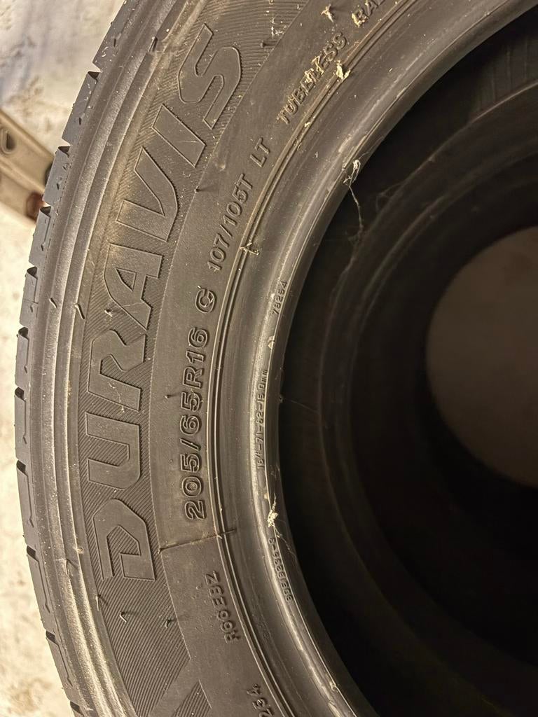 4 Nieuwe Bridgestone Duravis Zomerbanden 205/65R16, Bestelwagen, 16 inch, Nieuw, Band(en)
