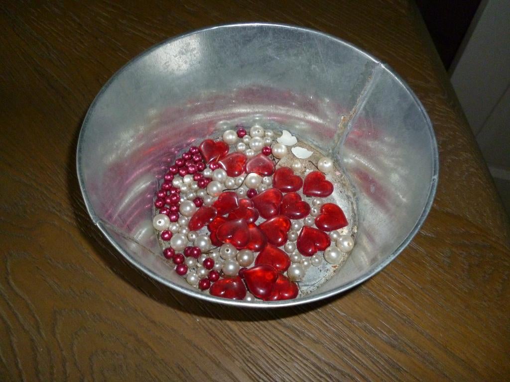 plantenbak / schaal met steentjes, Tuin en Terras, Rond, Ophalen of Verzenden, Aardewerk, Minder dan 40 cm