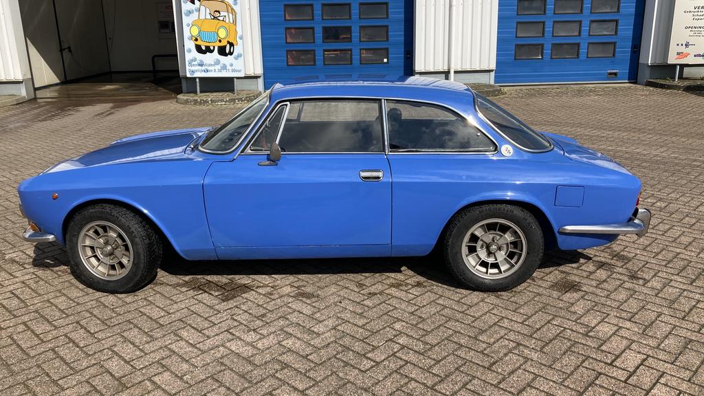 GEZOCHT  CASCO ALFA ROMEO BERTONE 2000 GTV, Ophalen, Alfa Romeo, Bumper