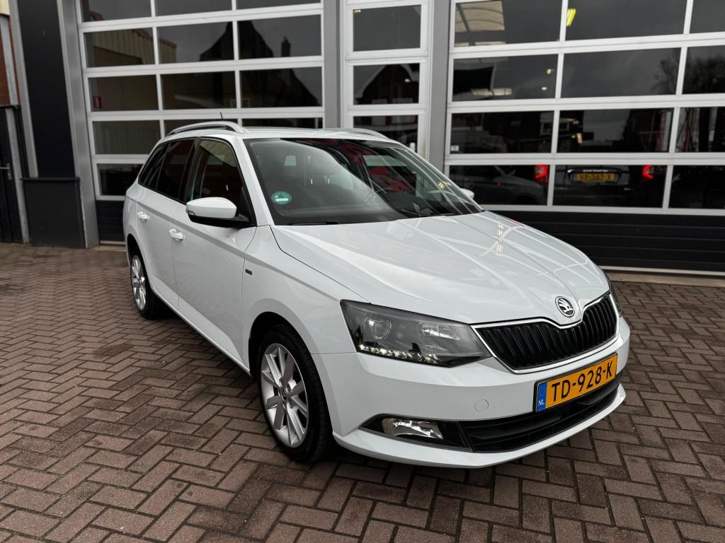 Skoda FABIA 1.0 TSI CLEVER / NAVI / LED / STOELVERW.. / CRUI, Electronic Stability Program (ESP), Euro 6, 95 pk, Handgeschakeld