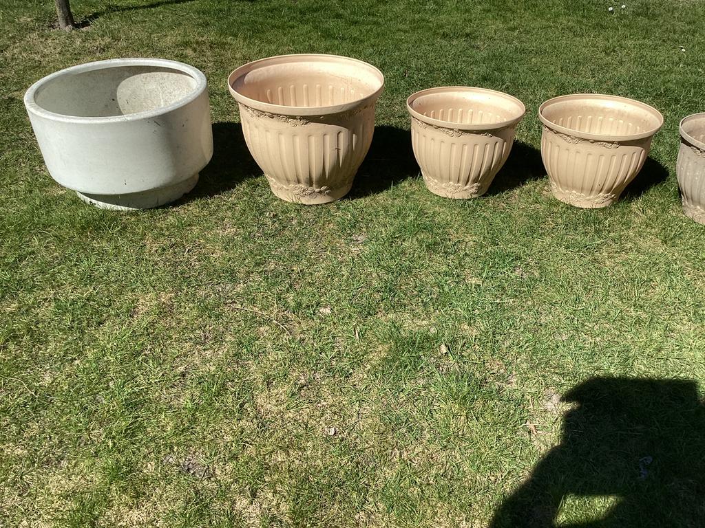 Bloempotten,,bloemvaas,terracotta,zinken bloembakken enz, Tuin en Terras, Rond, Ophalen of Verzenden, Zo goed als nieuw, Minder dan 40 cm