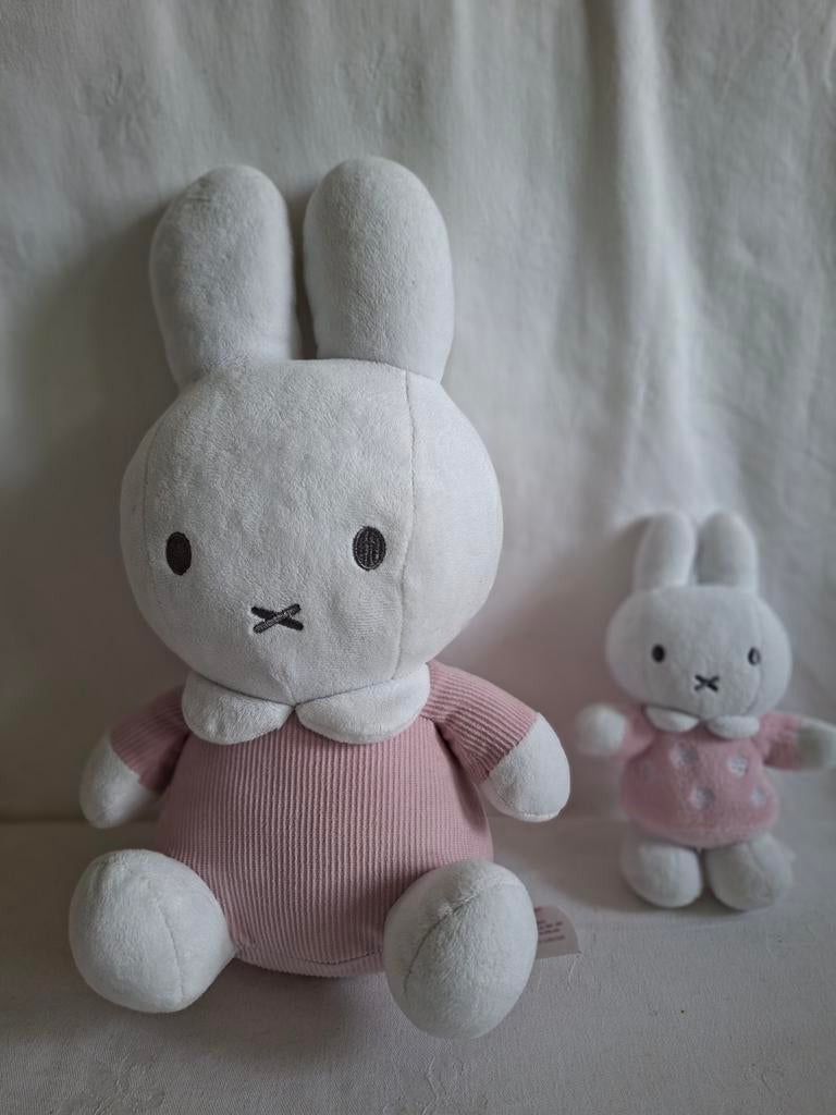 Nijntje knuffels Tiamo roze . Groot en klein, Kinderen en Baby's, Speelgoed | Knuffels en Pluche, Ophalen of Verzenden, Zo goed als nieuw