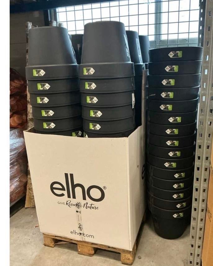 Elho bloempotten, Tuin en Terras, Bloempotten, Zo goed als nieuw, Kunststof, Binnen, Balkon, Tuin, Minder dan 40 cm, 25 tot 40 cm