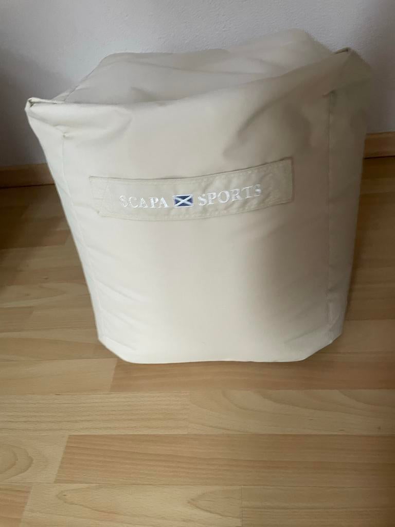 Scapa poefje, Ophalen, Minder dan 50 cm, Gebruikt, Vierkant