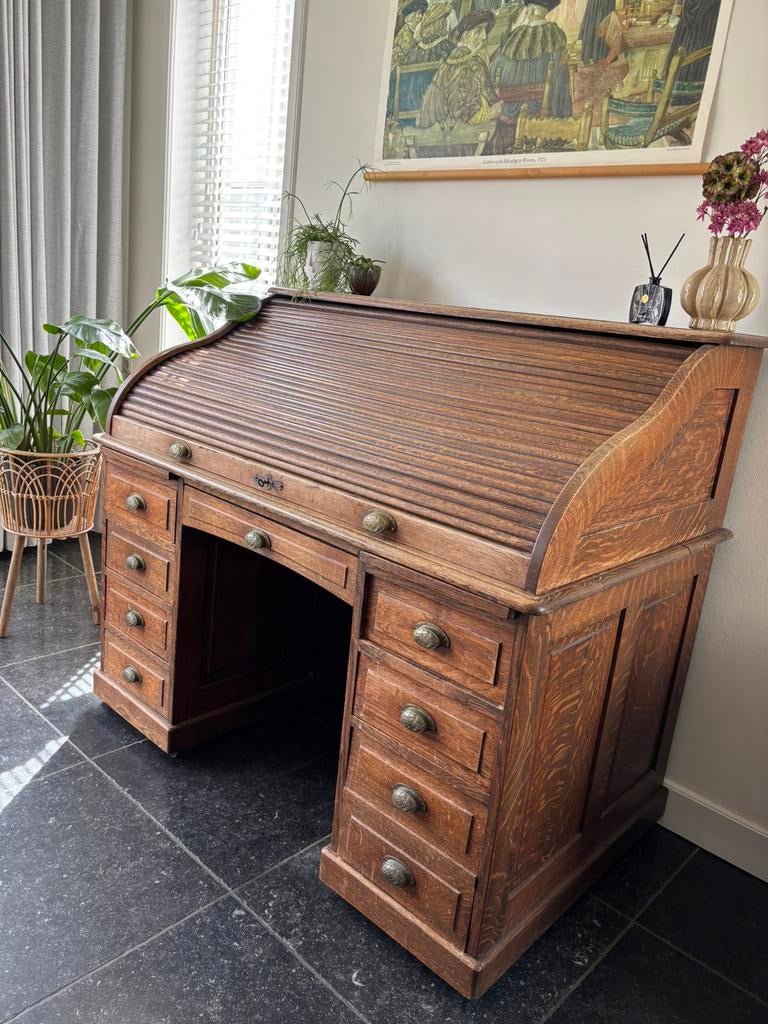 Antiek rolbureau - moet weg voor 18 april, Ophalen, Gebruikt