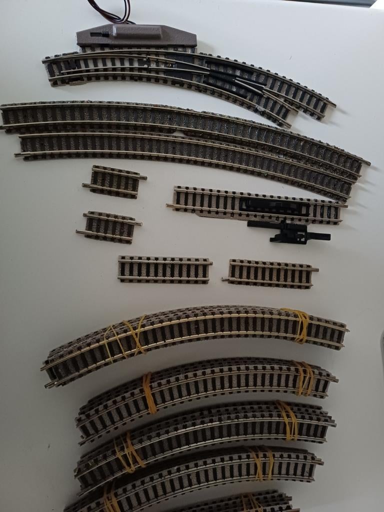 Restant rails N spoor Fleischmann met bedding., Hobby en Vrije tijd, Modeltreinen | N-Spoor, Gebruikt, Gelijkstroom, Fleischmann