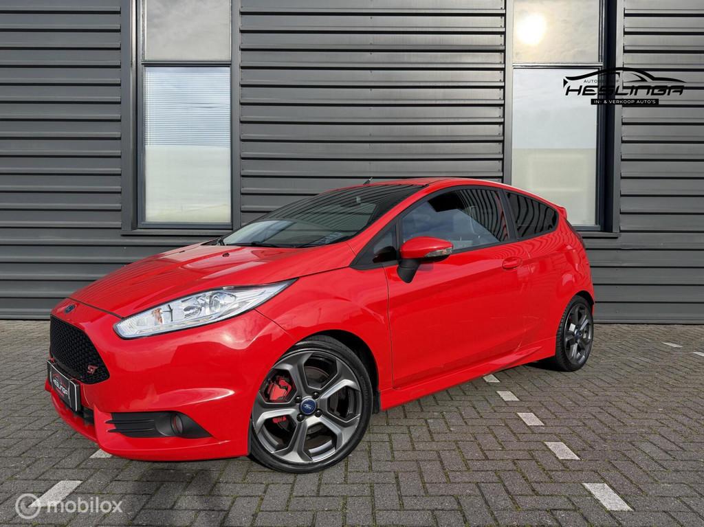 Ford Fiesta 1.6 ST2 | Nieuwstaat | Milltek, Voorwielaandrijving, 1063 kg, Gebruikt, 4 cilinders