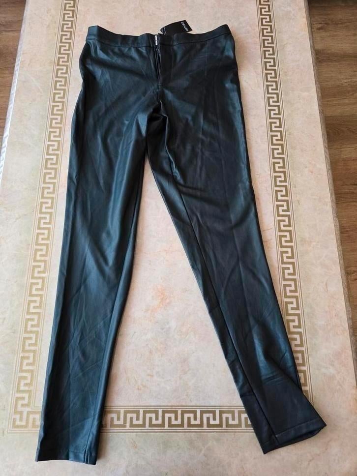 Broek neep leer maat 42, Zwart, Maat 42/44 (L), Nieuw, Ophalen of Verzenden