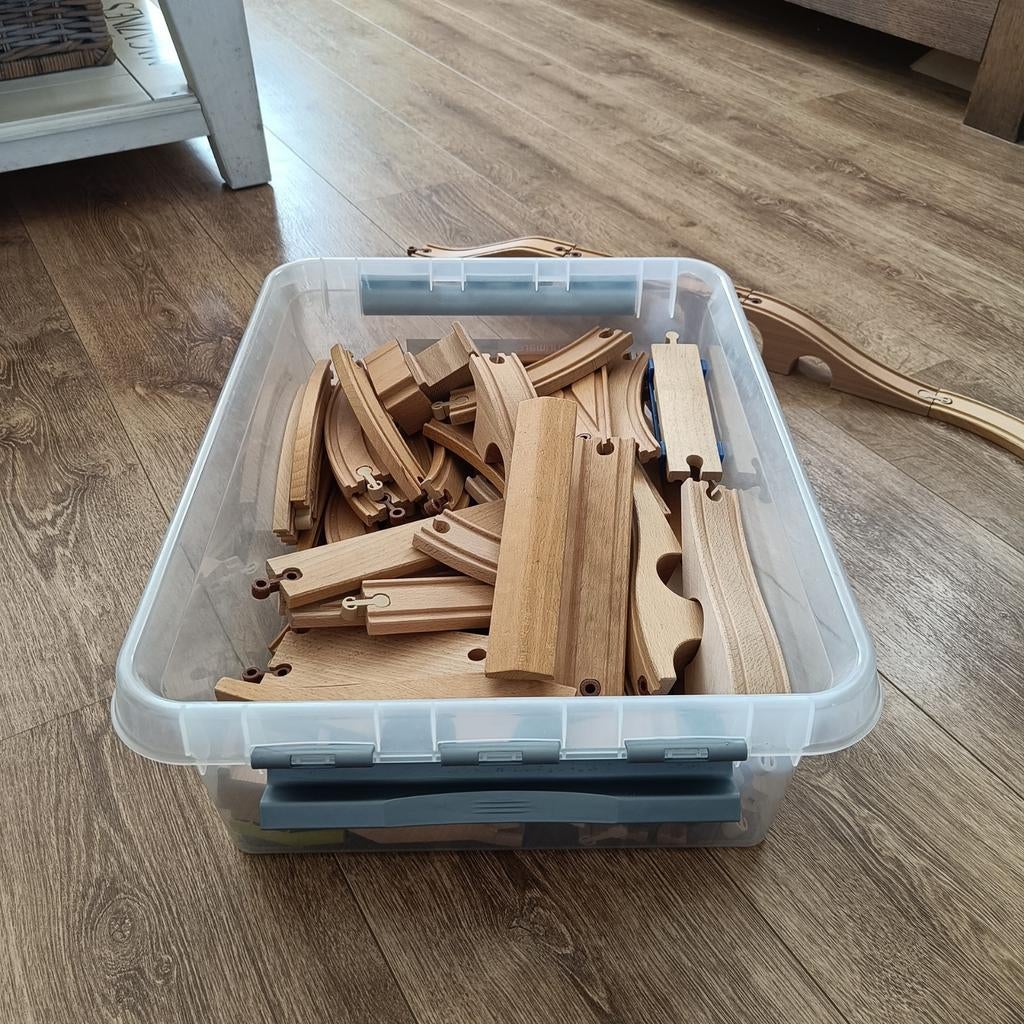 Houten treinbaan met brug en treintjes, Kinderen en Baby's, Ophalen