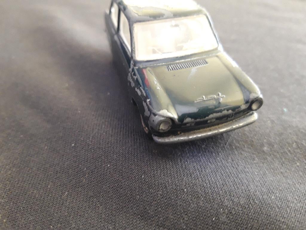 Daf 44 '66 donkergroen – 1e versie metalen koplampen, Ophalen of Verzenden, Gebruikt, Auto, Overige merken