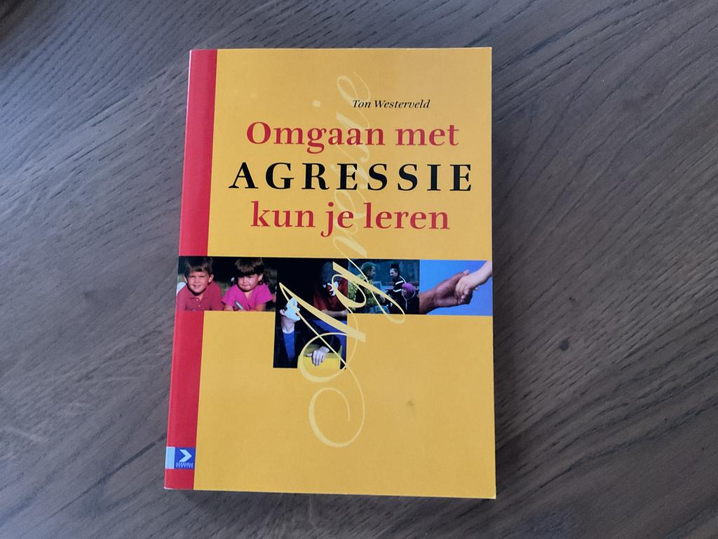 Omgaan met Agressie kun je leren., Ophalen of Verzenden, Zo goed als nieuw, Overige onderwerpen, Ton Westerveld