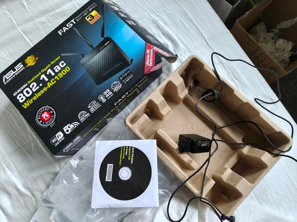 Asus RT-AC68U wifi router – laatste hw rev – zeer stabiel, Ophalen of Verzenden, Gebruikt, Router, Asus