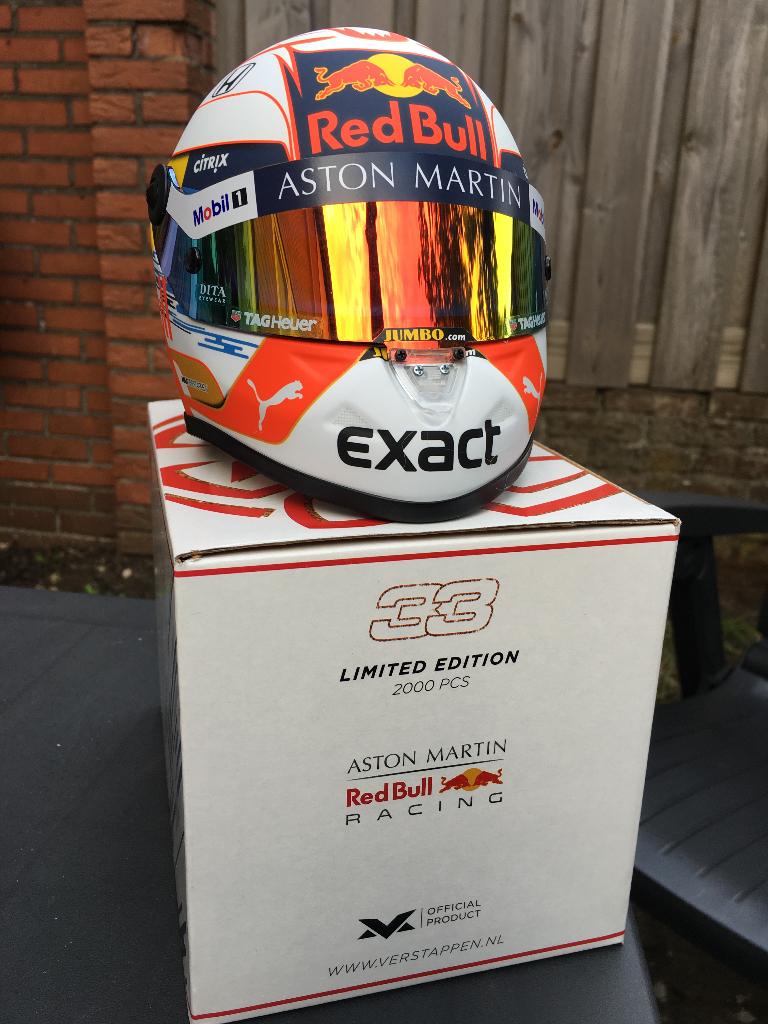✅ Max Verstappen 1:2 helm 2019 Fanshop Red Bull Racing RB15, Ophalen of Verzenden, Nieuw, Formule 1