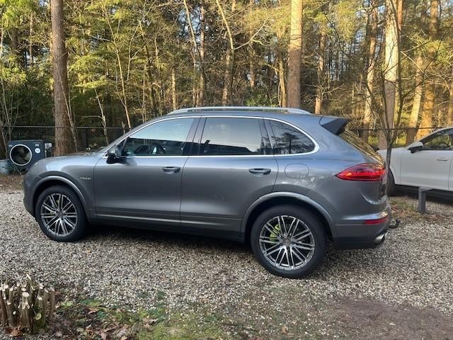 Porsche Cayenne 3.0 V6 416pk E-hybrid S Tiptronic S 2015, Automaat, Cayenne, USB, 2995 cc