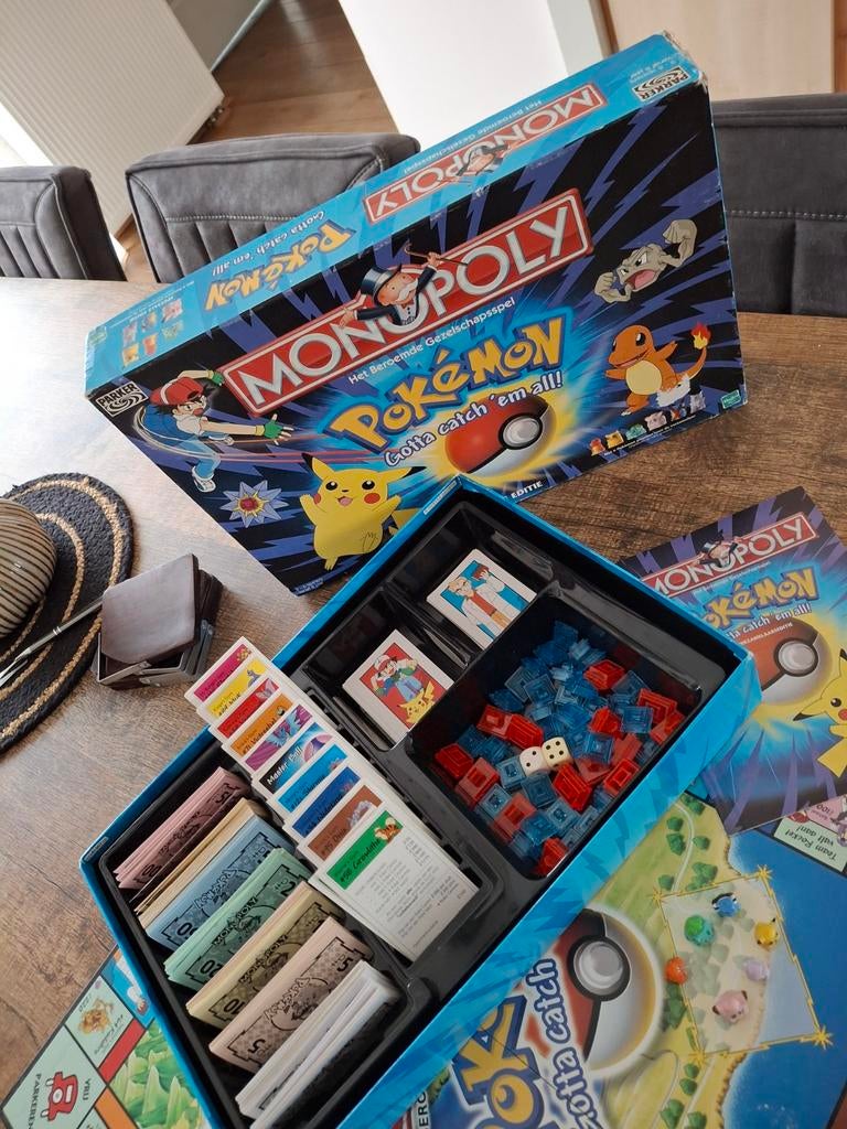 Monopoly pokemon, Hobby en Vrije tijd, Gezelschapsspellen | Bordspellen, Ophalen of Verzenden, Gebruikt