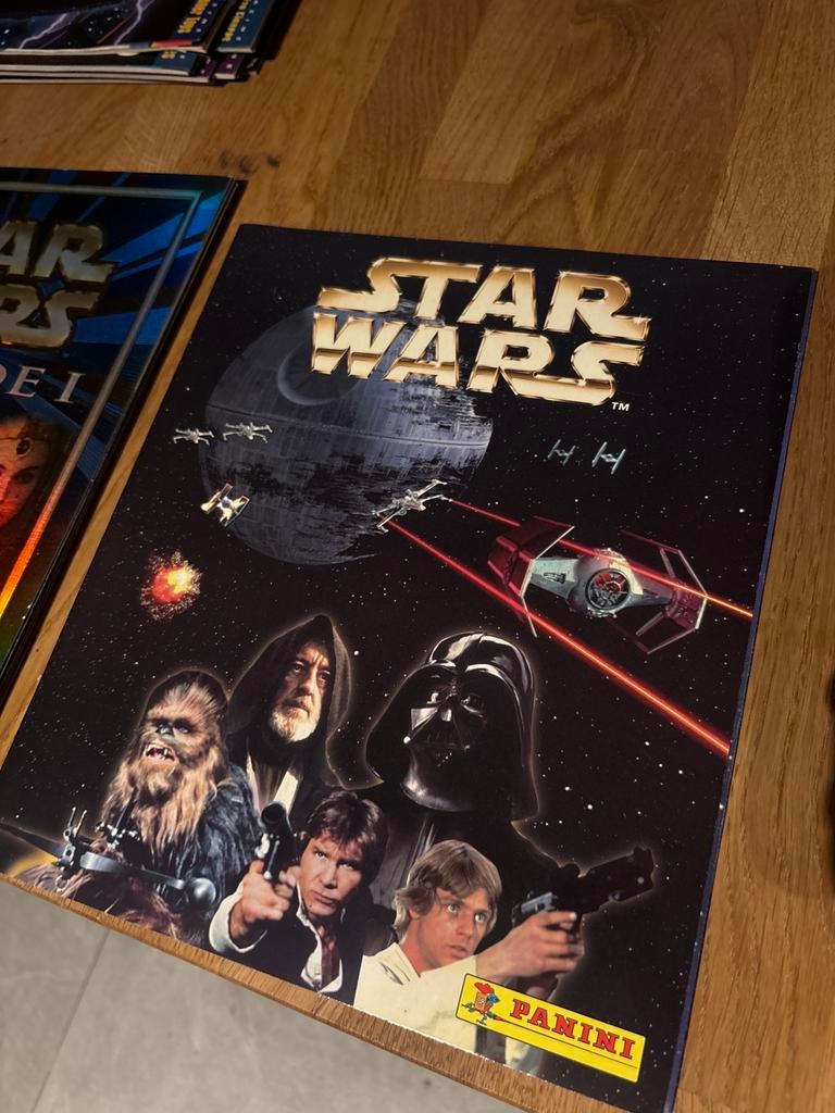 Complete Star Wars Stickeralbums (Panini + Merlin), Ophalen of Verzenden, Zo goed als nieuw, Actiefiguurtje