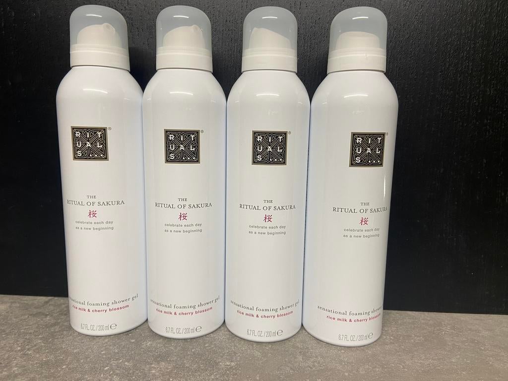 Rituals of Sakura foam 200ml, Ophalen of Verzenden, Nieuw, Bad & Douche