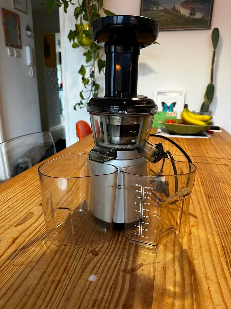 Versapers Emotion 3G Slowjuicer Titanium, Ophalen, Gebruikt, Elektrisch, Slowjuicer