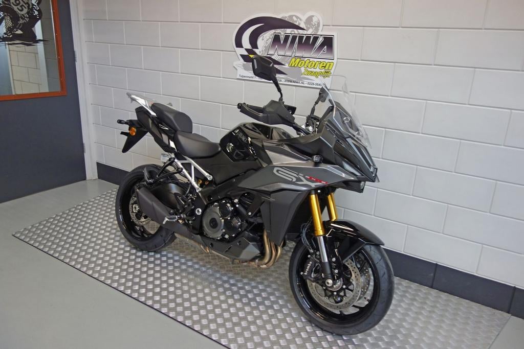 SUZUKI GSX-S 1000 GX - foto 2