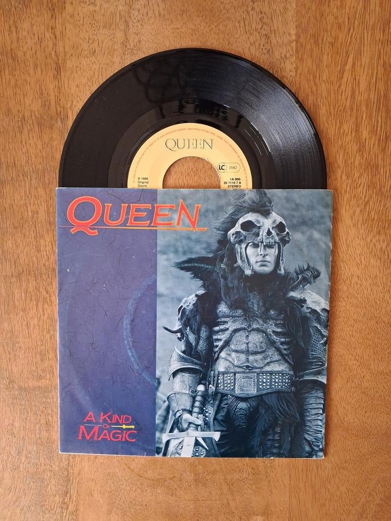 QUEEN A kind of Magic Single., Gebruikt, 7 inch, Single, Ophalen of Verzenden