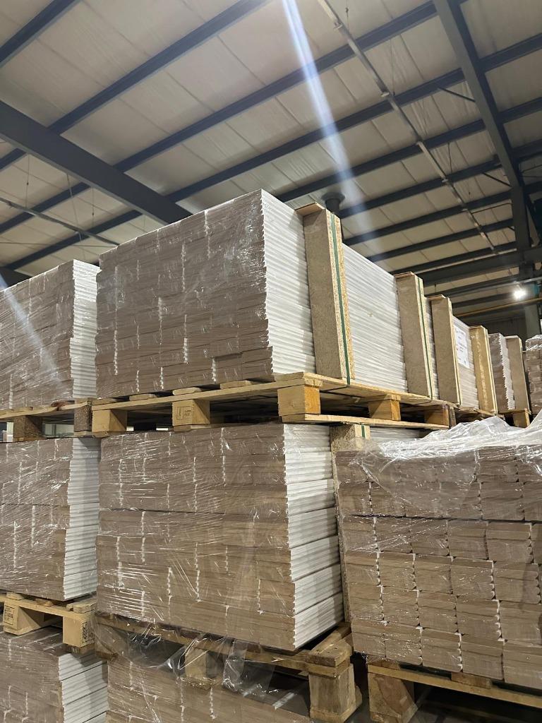 Folieplint MDF 70x15mm Wit (RAL 9016) / HOGE PLINTEN, Nieuw, Ophalen of Verzenden, Mdf, 200 tot 250 cm