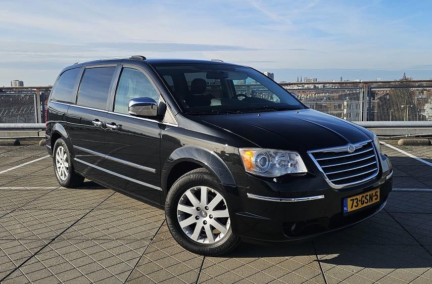 Chrysler Grand Voyager Limited 2008 / 3.8L V6 / 7-persoons ✅, 450 kg, Zwart, Grand Voyager, 138 €/maand