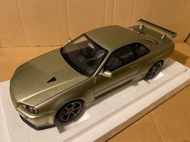 Nissan Skyline GT-R R34 Millenium Jade Autoart, Ophalen of Verzenden, Nieuw, Auto, Autoart