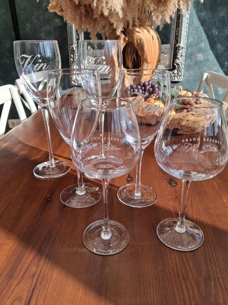 Riviera Maison Wijnglazen Set, Ophalen of Verzenden, Zo goed als nieuw, Overige materialen, Los bestek