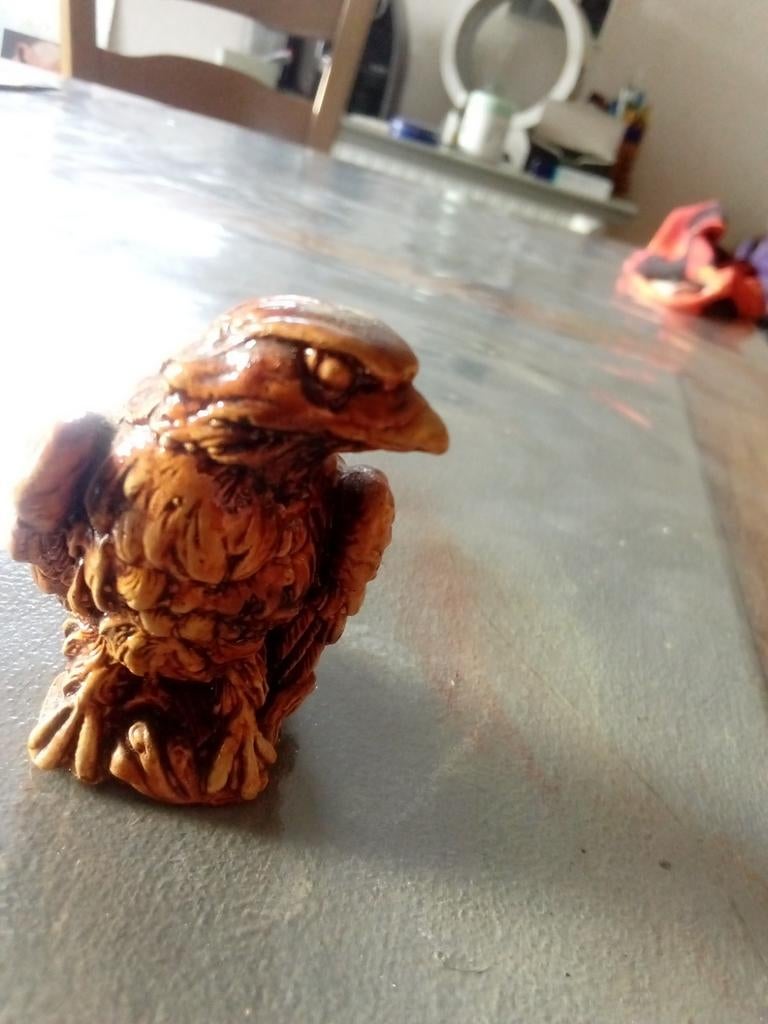 Mooi beeld adelaar beeldje, Ophalen of Verzenden, Zo goed als nieuw, Vogel, Beeldje of Figuurtje