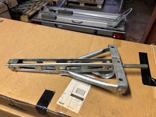 Uitdraaisteunen caravan, Ophalen, Nieuw