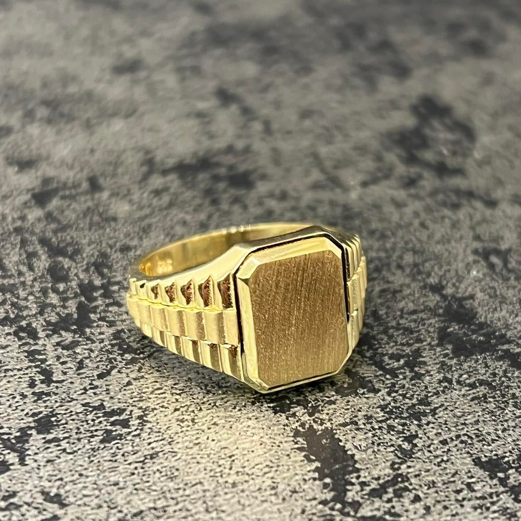 14 karaat gouden ring rolex model horloge zegelring graveren, Ophalen of Verzenden, Zo goed als nieuw, Goud, Dame