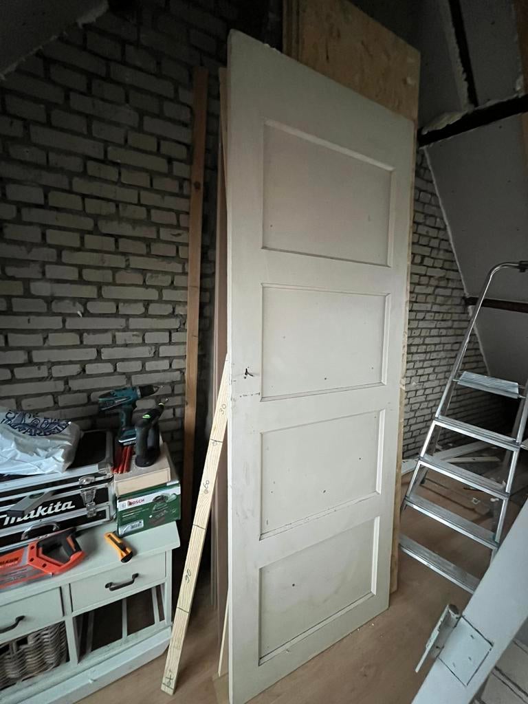 Houten kastdeur met werkend slot, Ophalen, Zo goed als nieuw, Binnendeur, 200 tot 215 cm