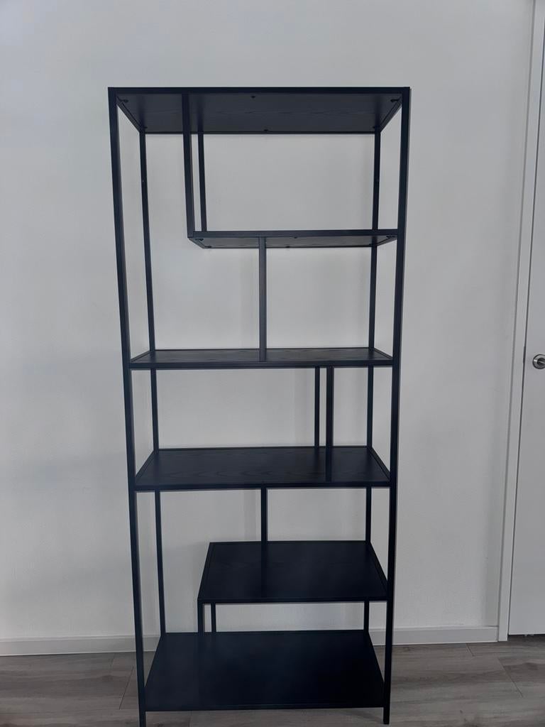 Stellingkast Leenbakken, Ophalen, Zo goed als nieuw