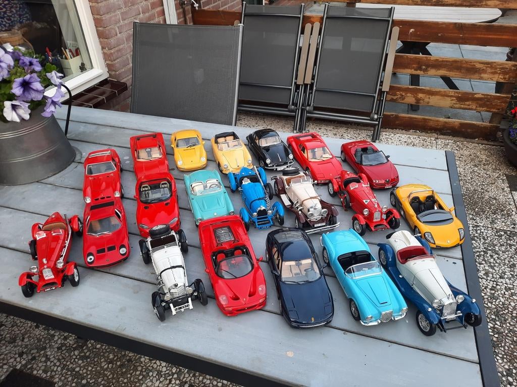 20 model auto's meest bburago, Ophalen, Gebruikt, Auto, Bburago