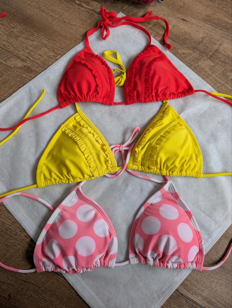Badkleding - Bikini Tops only, Ophalen of Verzenden, Bikini, Rood, Onbekend