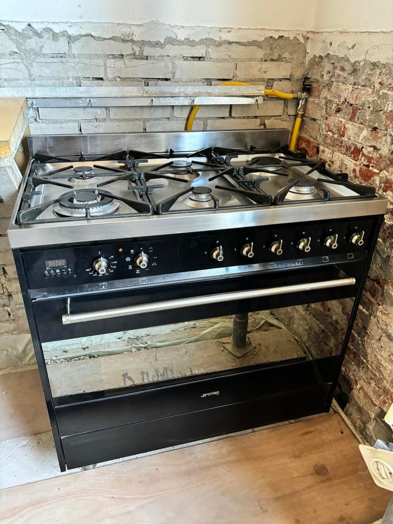 SMEG Gasfornuis met Oven - Zwart Vrijstaand, Witgoed en Apparatuur, Fornuizen, Hete lucht, 60 cm of meer, Ophalen of Verzenden