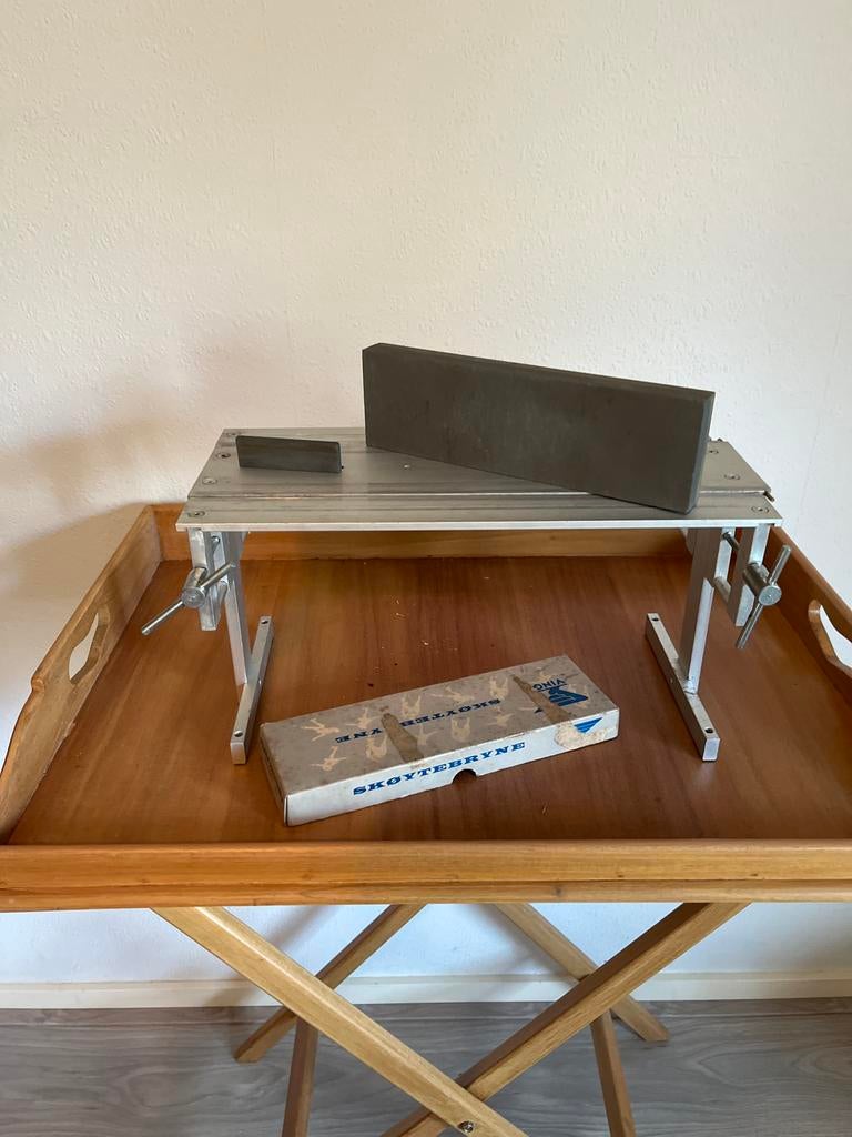 Acro Professional schaatsen slijpen, Ophalen, Gebruikt, Minder dan 70 cm