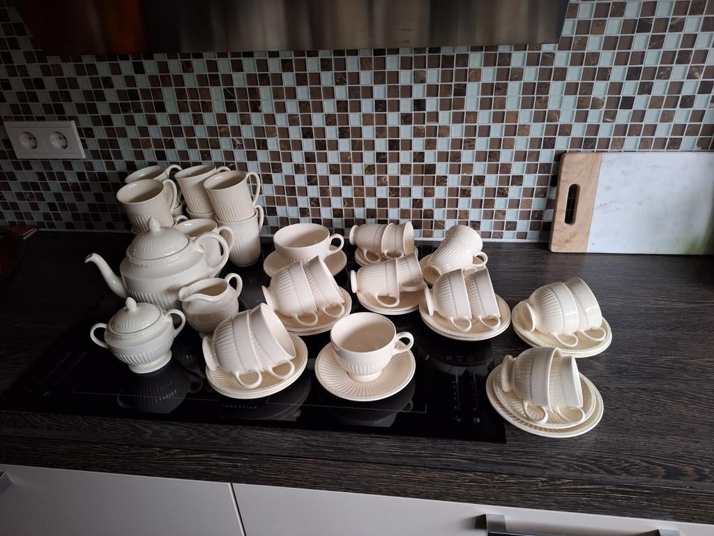 Wedgewood Edme Plain, Huis en Inrichting, Keuken | Servies, Ophalen, Zo goed als nieuw, Wedgwood, Kop(pen) en/of Schotel(s)