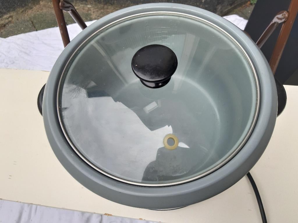 Rijst- stoom koker - Tomado TM-1274 1.8l 700 W Wit, Ophalen, Vaatwasmachinebestendig, Gebruikt