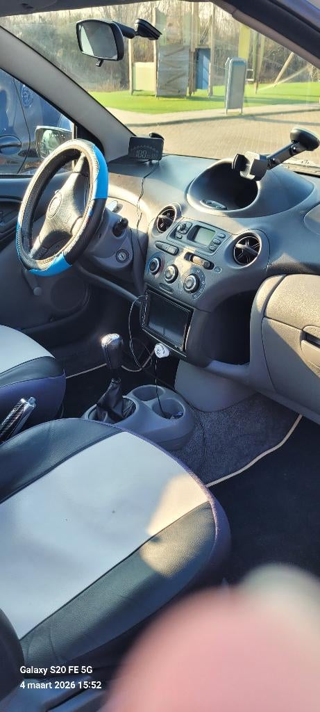 Toyota Yaris 1.3 16V 3DR Linea Luna 2001 Grijs, Auto's, Toyota, Voorwielaandrijving, 1299 cc, Android Auto, 31 €/maand