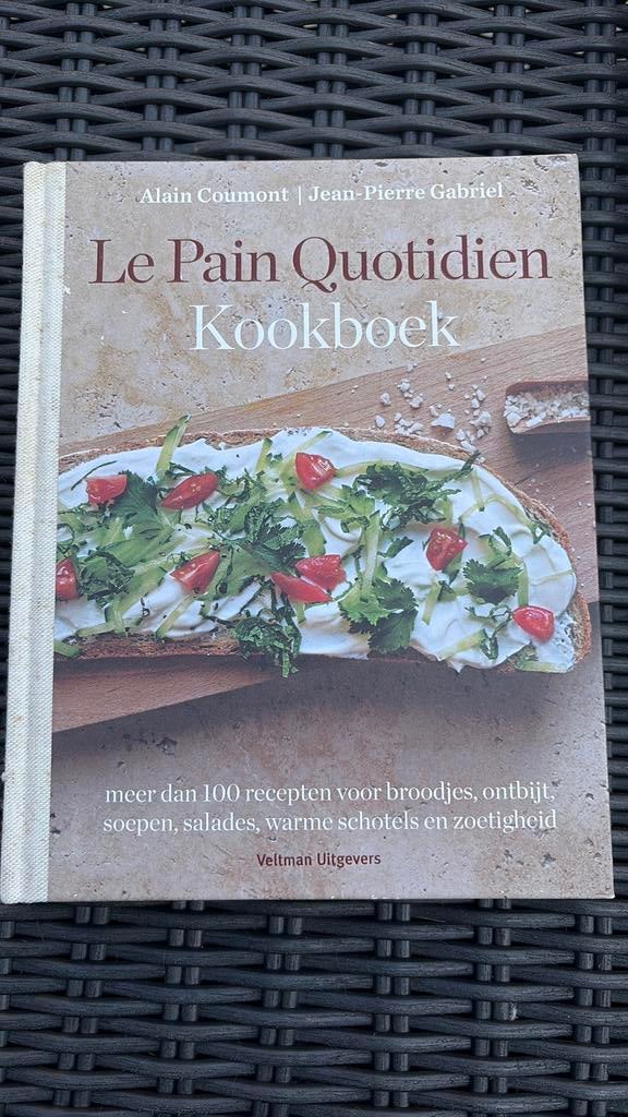Jean-Pierre Gabriel - Le pain Quotidien kookboek, Boeken, Ophalen of Verzenden, Zo goed als nieuw, Jean-Pierre Gabriel; Alain Coumont