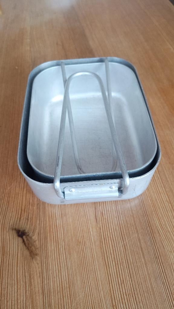 Mess Tin uit psu, Ophalen, Gebruikt