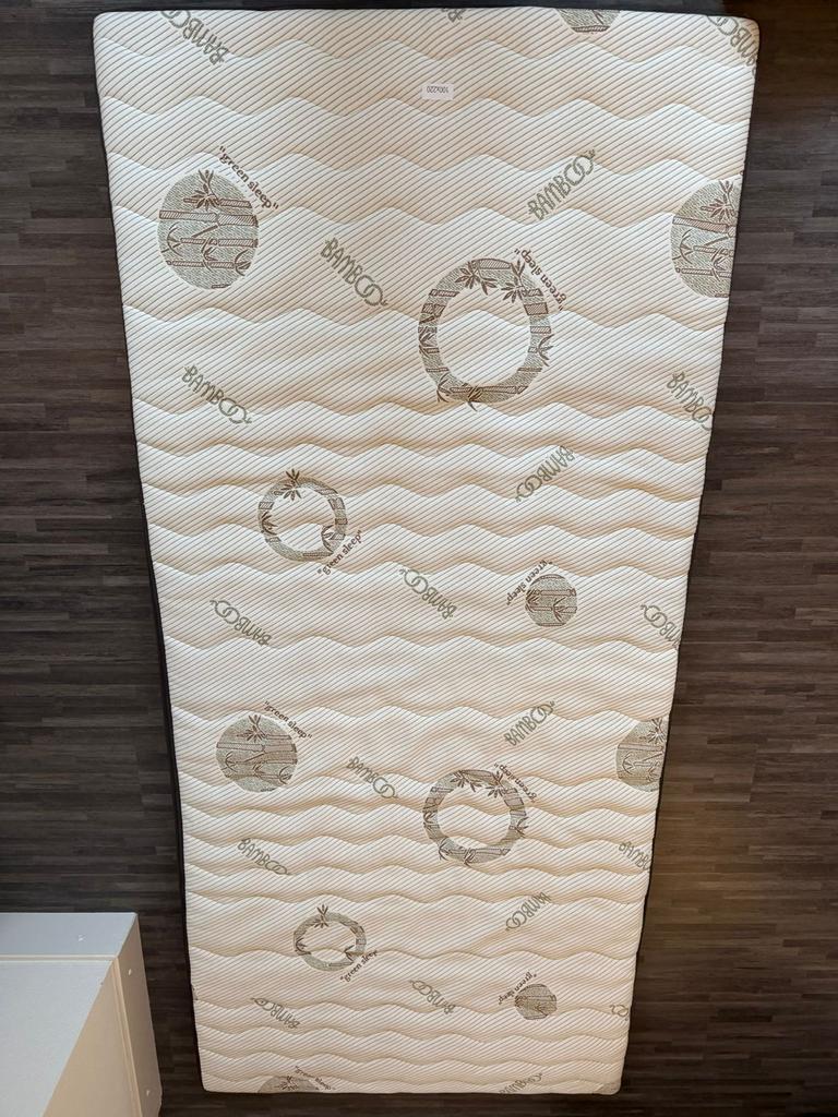 Topdekmatras traagschuim Matras Topper 100x220 cm z.g.a.n., Huis en Inrichting, Slaapkamer | Matrassen en Bedbodems, 100 cm, Eenpersoons