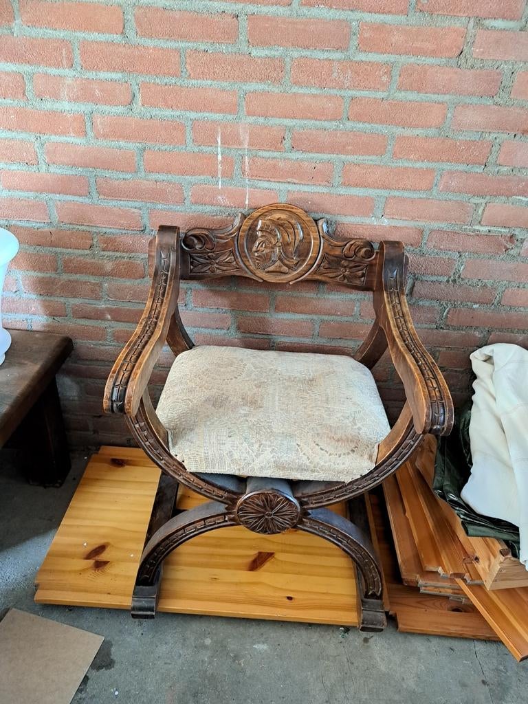 Oude ridderstoel, Ophalen of Verzenden