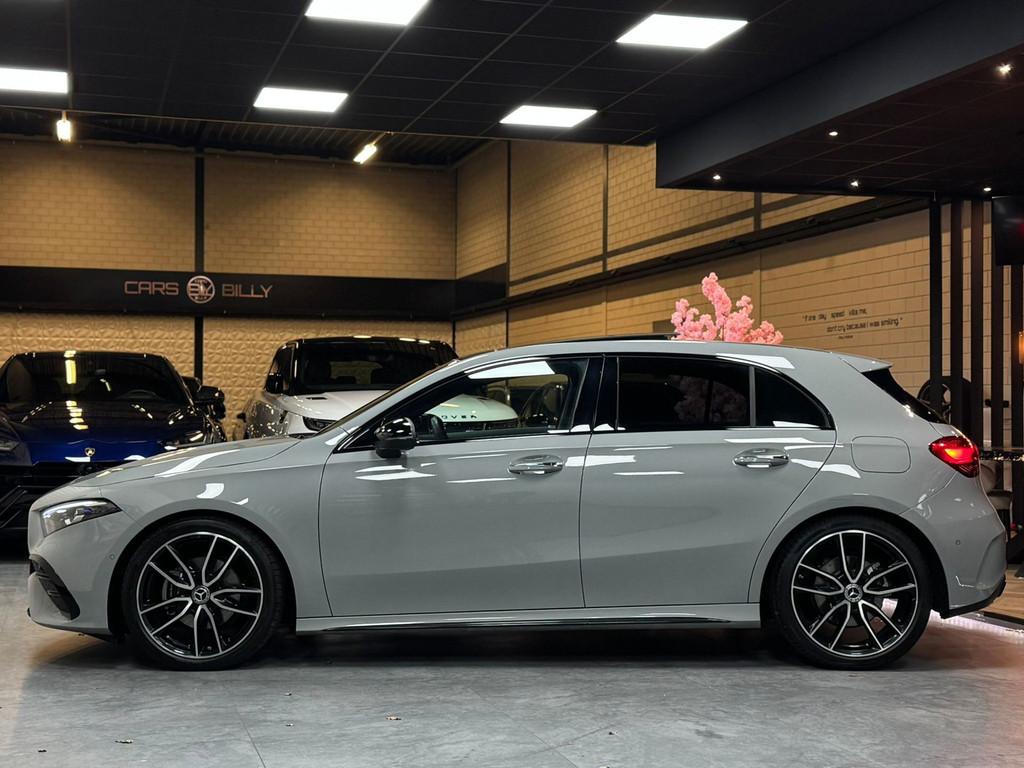 Mercedes-Benz A-klasse 200 Business Solution AMG|PANO|STOELV, Gebruikt, 163 pk, Bedrijf, 1600 kg