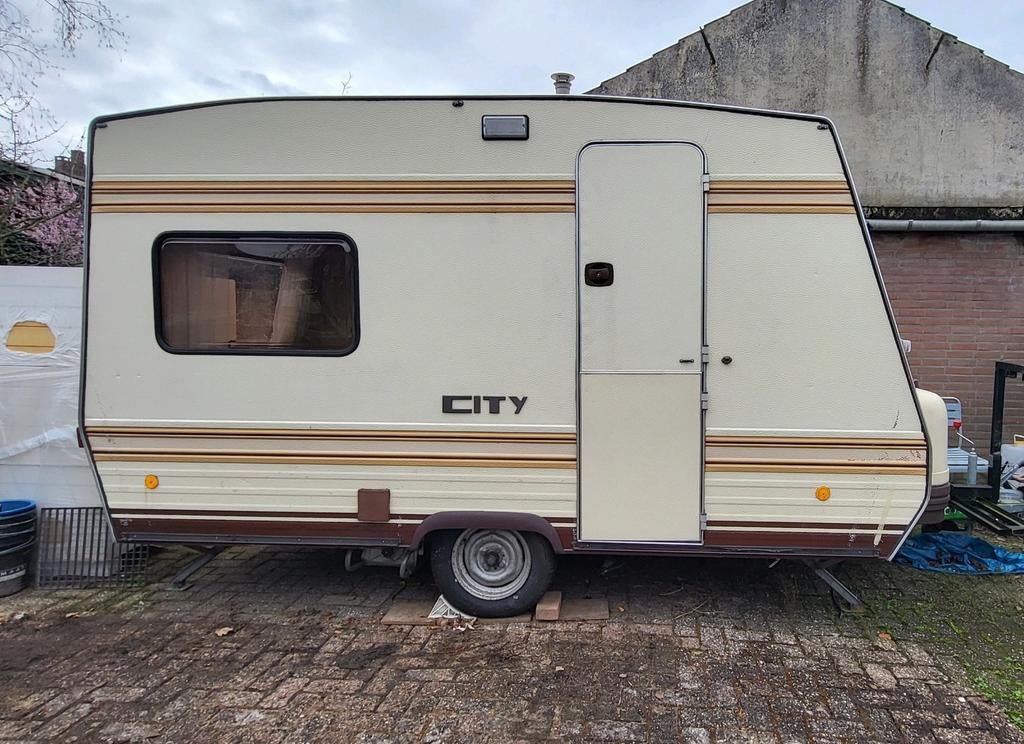 Bürstner 3605 caravan (1984), Tot en met 3, Particulier, Koelkast, Bürstner