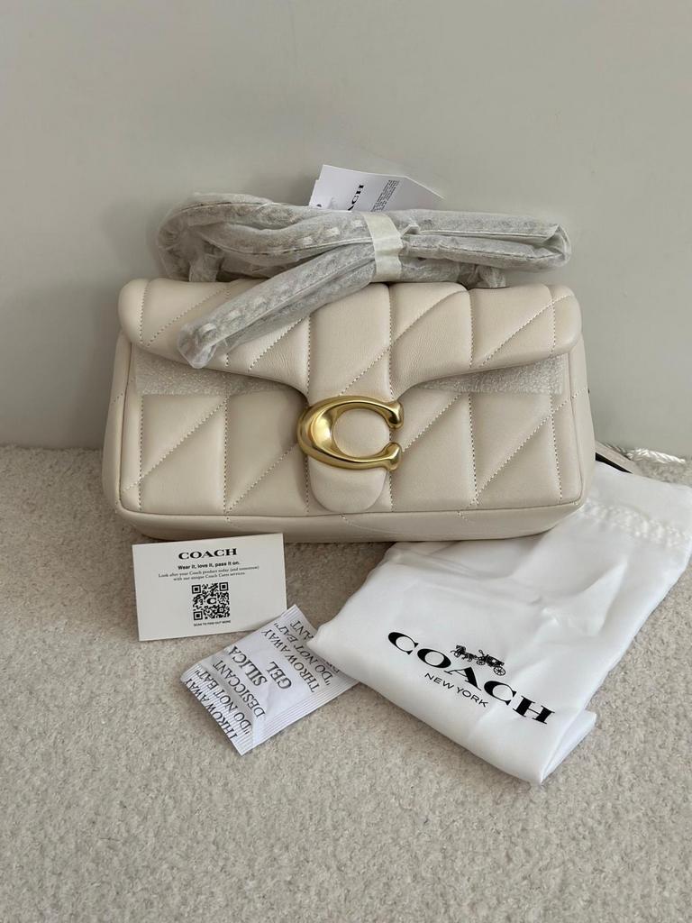 Nieuwe Coach Pillow Tabby Schoudertasje, Ophalen, Nieuw, Beige, Schoudertasje