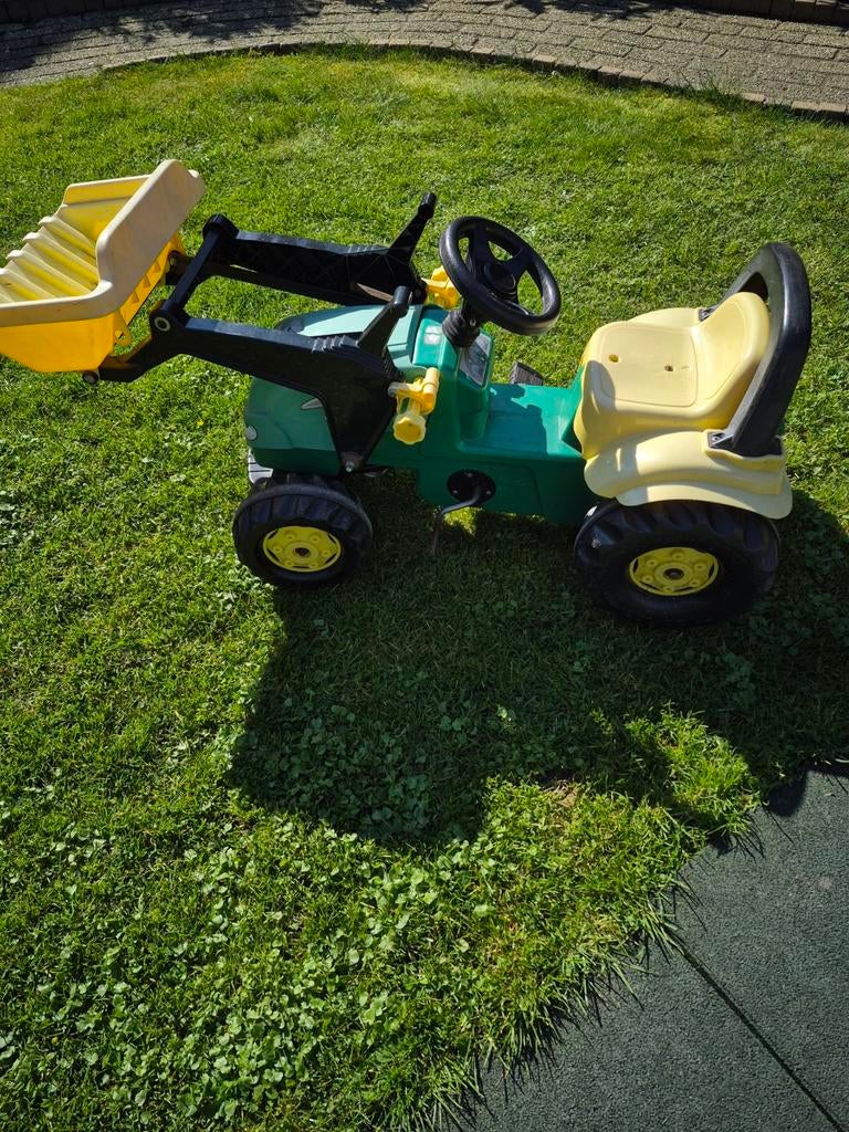 Groene traptractor met voorlader, Ophalen, Gebruikt