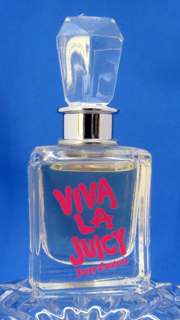 Mini - JUICY COUTURE - Viva la Juicy La Fleur - 5ml - p, Verzamelen, Ophalen of Verzenden, Zo goed als nieuw, Miniatuur, Gevuld
